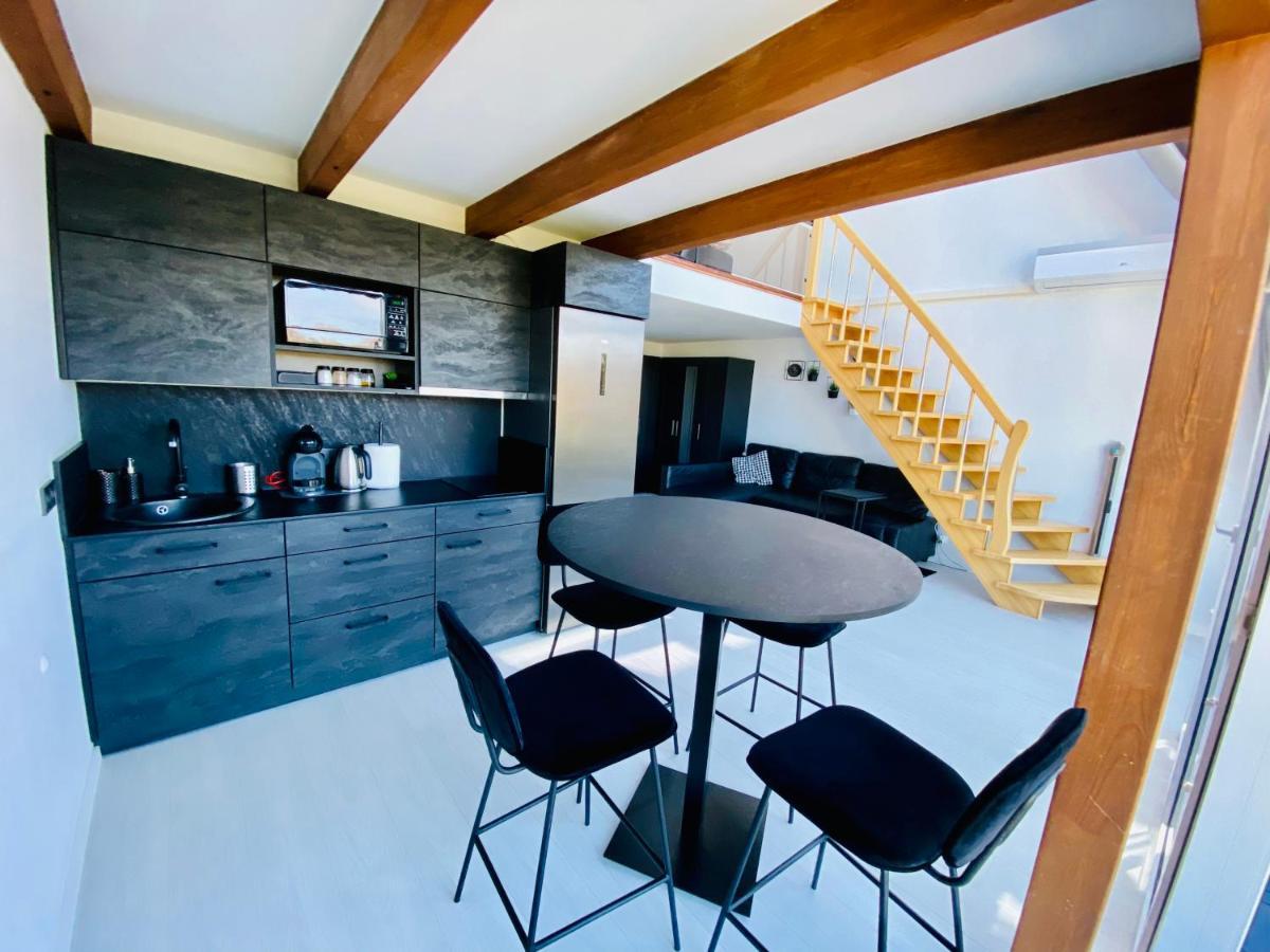Sea & Sunset View Apartment In פלאנגה מראה חיצוני תמונה